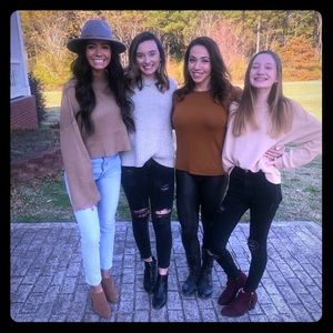 Meet the Posher SANDRA